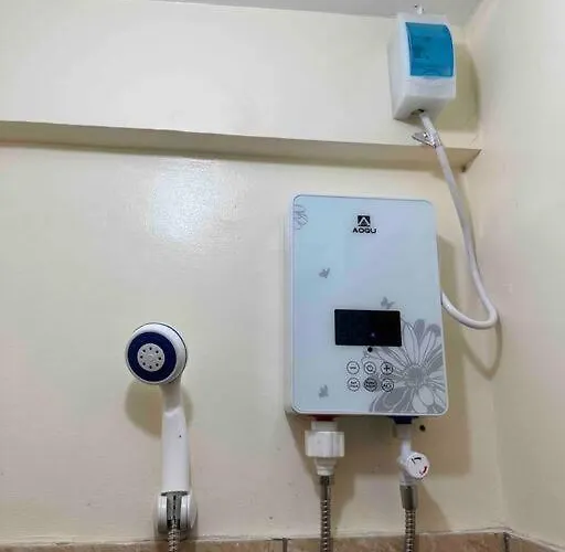 Apartment Lawton Residences 3g Manila